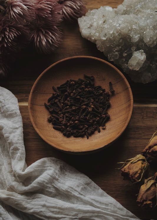 Cloves (Syzygium aromaticum)