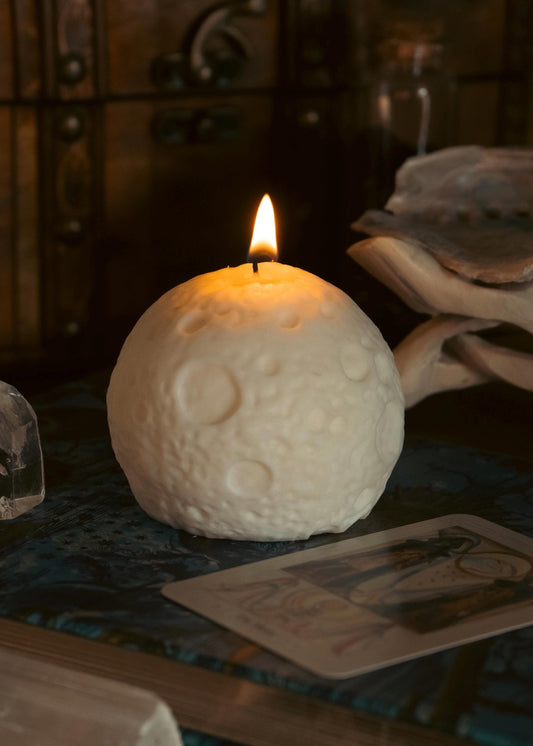Full Moon Candle